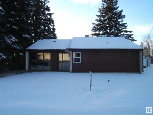 4901 47 Avenue, Myrnam, AB - Outdoor