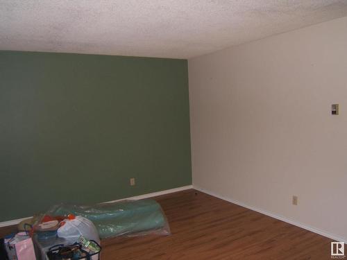 4901 47 Avenue, Myrnam, AB - Indoor Photo Showing Other Room