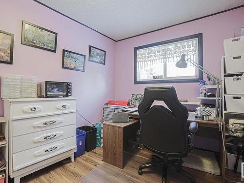 14 Bluebird Crescent, Sherwood Park, AB - Indoor Photo Showing Office