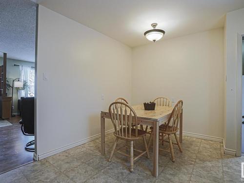 14 Bluebird Crescent, Sherwood Park, AB - Indoor Photo Showing Dining Room