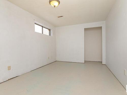 12024 53 Street, Edmonton, AB - Indoor Photo Showing Other Room