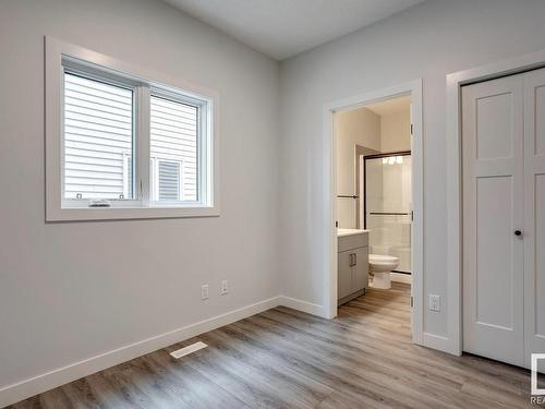 660 Kinglet Boulevard, Edmonton, AB - Indoor Photo Showing Other Room