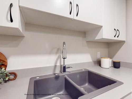 648 174 Avenue, Edmonton, AB - Indoor Photo Showing Kitchen With Double Sink