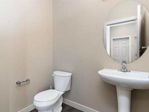 1519 33B Street, Edmonton, AB - Indoor Photo Showing Bathroom