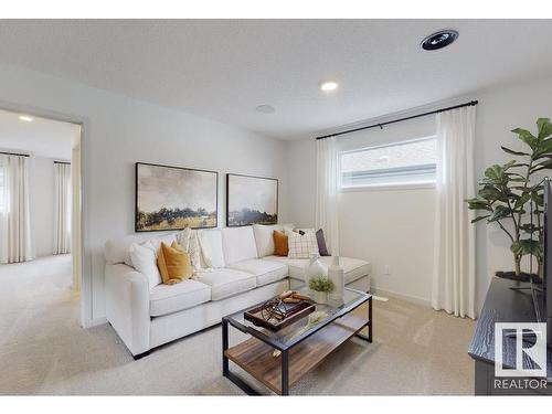 5 Claystone Way, Fort Saskatchewan, AB - Indoor Photo Showing Living Room