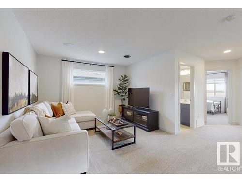 5 Claystone Way, Fort Saskatchewan, AB - Indoor Photo Showing Living Room