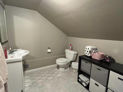 5108 50 Street, Bonnyville Town, AB - Indoor Photo Showing Bathroom