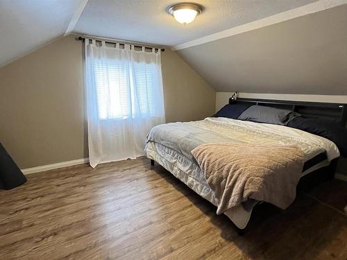 5108 50 Street, Bonnyville Town, AB - Indoor Photo Showing Bedroom