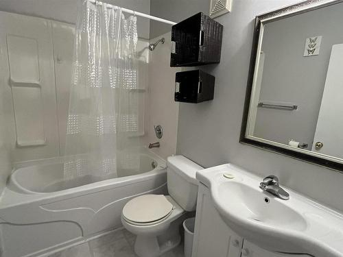 5108 50 Street, Bonnyville Town, AB - Indoor Photo Showing Bathroom