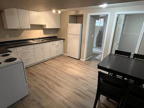 5108 50 Street, Bonnyville Town, AB - Indoor Photo Showing Kitchen