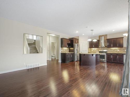 5619 209 Street, Edmonton, AB - Indoor Photo Showing Kitchen With Upgraded Kitchen