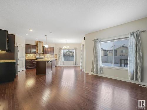 5619 209 Street, Edmonton, AB - Indoor Photo Showing Kitchen With Upgraded Kitchen