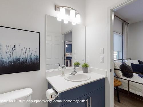 1643 27 Street, Edmonton, AB - Indoor Photo Showing Bathroom