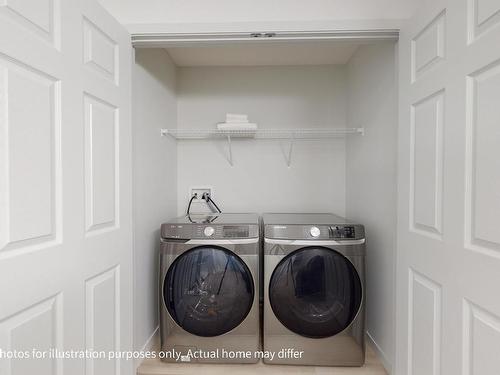 1643 27 Street, Edmonton, AB - Indoor Photo Showing Laundry Room