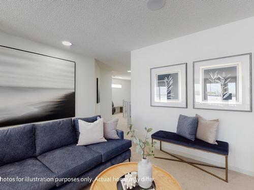 1643 27 Street, Edmonton, AB - Indoor Photo Showing Living Room