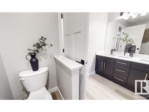 20 Meadowbrook Way, Spruce Grove, AB - Indoor Photo Showing Bathroom