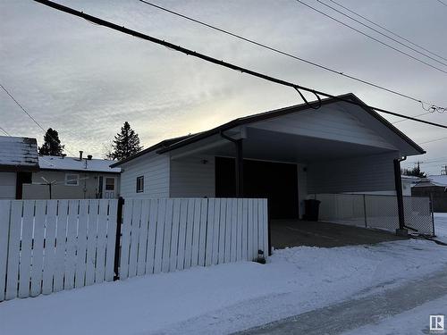 4864 54 Avenue, Drayton Valley, AB - Outdoor With Exterior