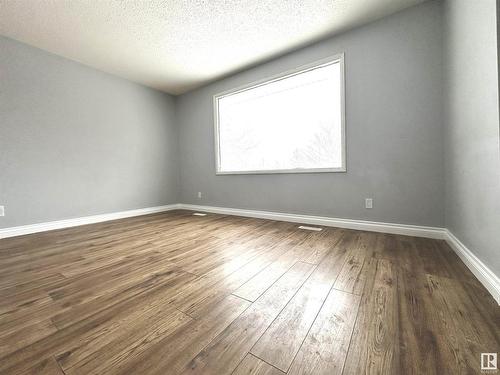 5202 55 Avenue, Wetaskiwin, AB - Indoor Photo Showing Other Room