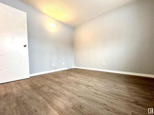 5202 55 Avenue, Wetaskiwin, AB - Indoor Photo Showing Other Room