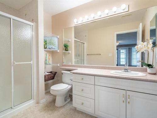 507 237 Youville Drive E, Edmonton, AB - Indoor Photo Showing Bathroom