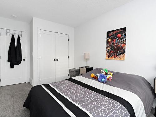 8032 174A Avenue, Edmonton, AB - Indoor Photo Showing Bedroom