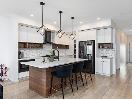 8032 174A Avenue, Edmonton, AB - Indoor Photo Showing Kitchen With Upgraded Kitchen