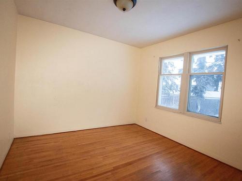 9909 101 Street, Morinville, AB - Indoor Photo Showing Other Room