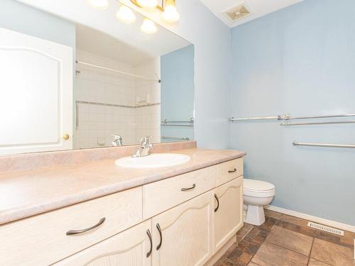 1 160 Kingswood Boulevard, St. Albert, AB - Indoor Photo Showing Bathroom