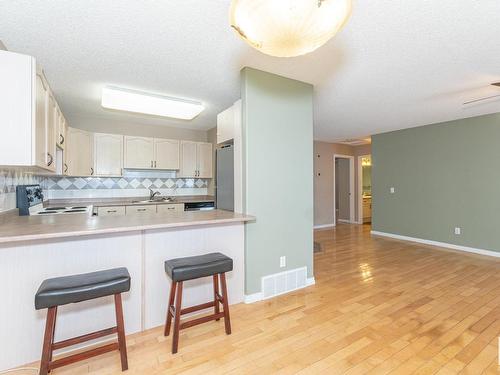 1 160 Kingswood Boulevard, St. Albert, AB - Indoor Photo Showing Kitchen With Double Sink