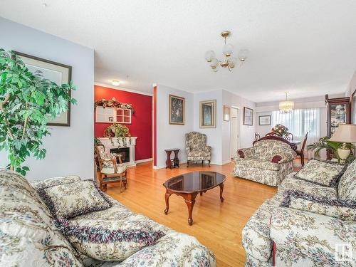 12336 134A Avenue, Edmonton, AB - Indoor Photo Showing Living Room