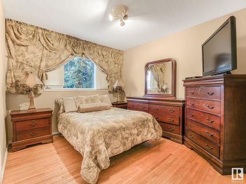 12336 134A Avenue, Edmonton, AB - Indoor Photo Showing Bedroom