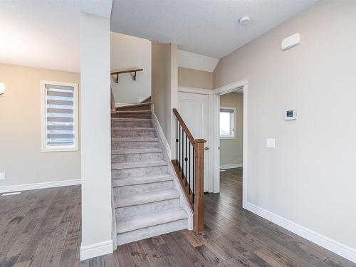 16320 17 Avenue Sw, Edmonton, AB - Indoor Photo Showing Other Room