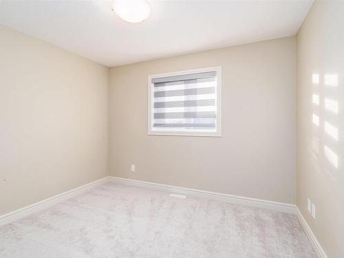 16320 17 Avenue Sw, Edmonton, AB - Indoor Photo Showing Other Room