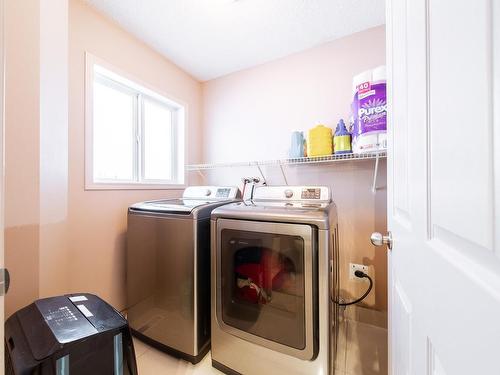 13035 35 Street, Edmonton, AB - Indoor Photo Showing Laundry Room