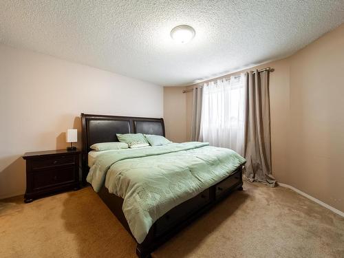 13035 35 Street, Edmonton, AB - Indoor Photo Showing Bedroom