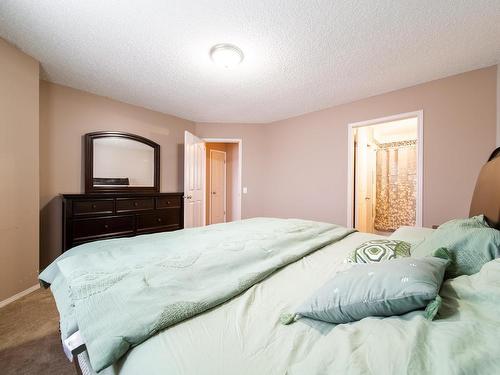 13035 35 Street, Edmonton, AB - Indoor Photo Showing Bedroom