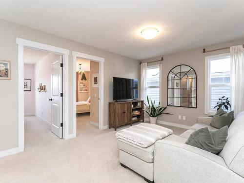 130 Ambleside Way, Sherwood Park, AB - Indoor Photo Showing Living Room