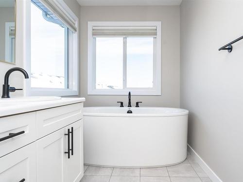 130 Ambleside Way, Sherwood Park, AB - Indoor Photo Showing Bathroom