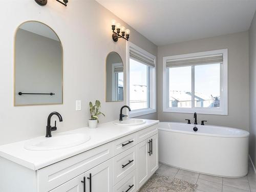 130 Ambleside Way, Sherwood Park, AB - Indoor Photo Showing Bathroom