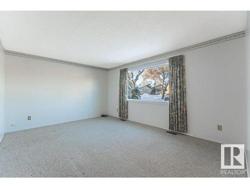 4709 49A Street, Legal, AB - Indoor Photo Showing Other Room