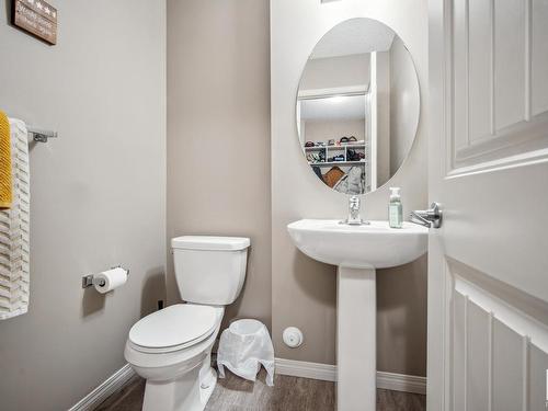 80 Meadowland Crescent, Spruce Grove, AB - Indoor Photo Showing Bathroom