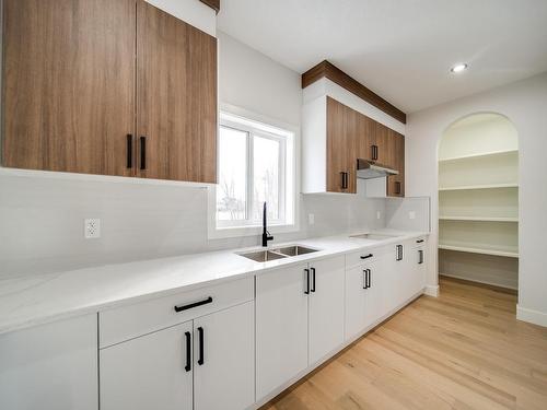 4003 Ginsburg Crescent, Edmonton, AB - Indoor Photo Showing Kitchen With Double Sink