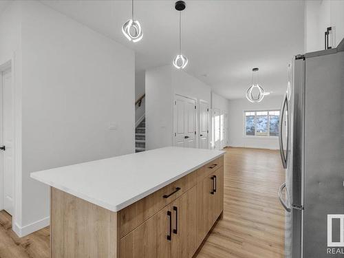 16546 21 Avenue, Edmonton, AB - Indoor Photo Showing Kitchen