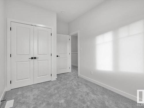 16546 21 Avenue, Edmonton, AB - Indoor Photo Showing Other Room