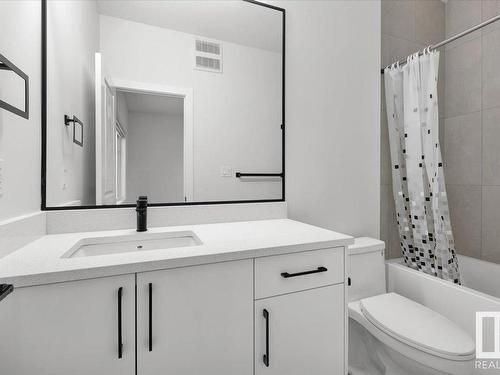 16546 21 Avenue, Edmonton, AB - Indoor Photo Showing Bathroom