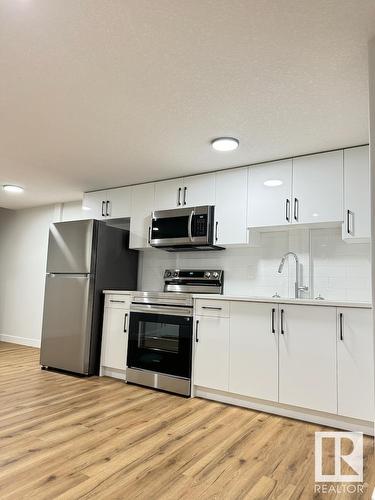 16546 21 Avenue, Edmonton, AB - Indoor Photo Showing Kitchen