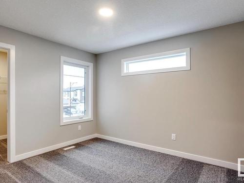 668 Kinglet Boulevard, Edmonton, AB - Indoor Photo Showing Other Room