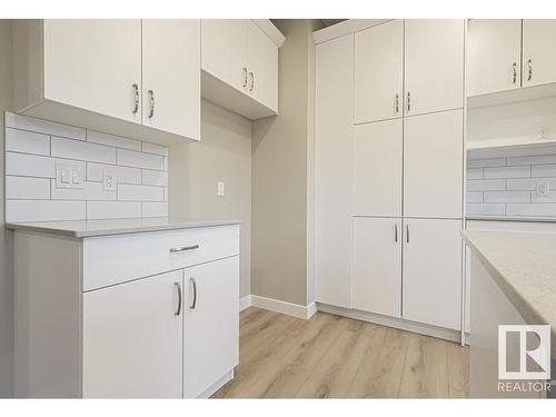 17505 62A Street, Edmonton, AB - Indoor Photo Showing Kitchen