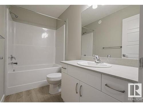 17505 62A Street, Edmonton, AB - Indoor Photo Showing Bathroom