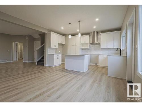 17505 62A Street, Edmonton, AB - Indoor Photo Showing Kitchen With Upgraded Kitchen